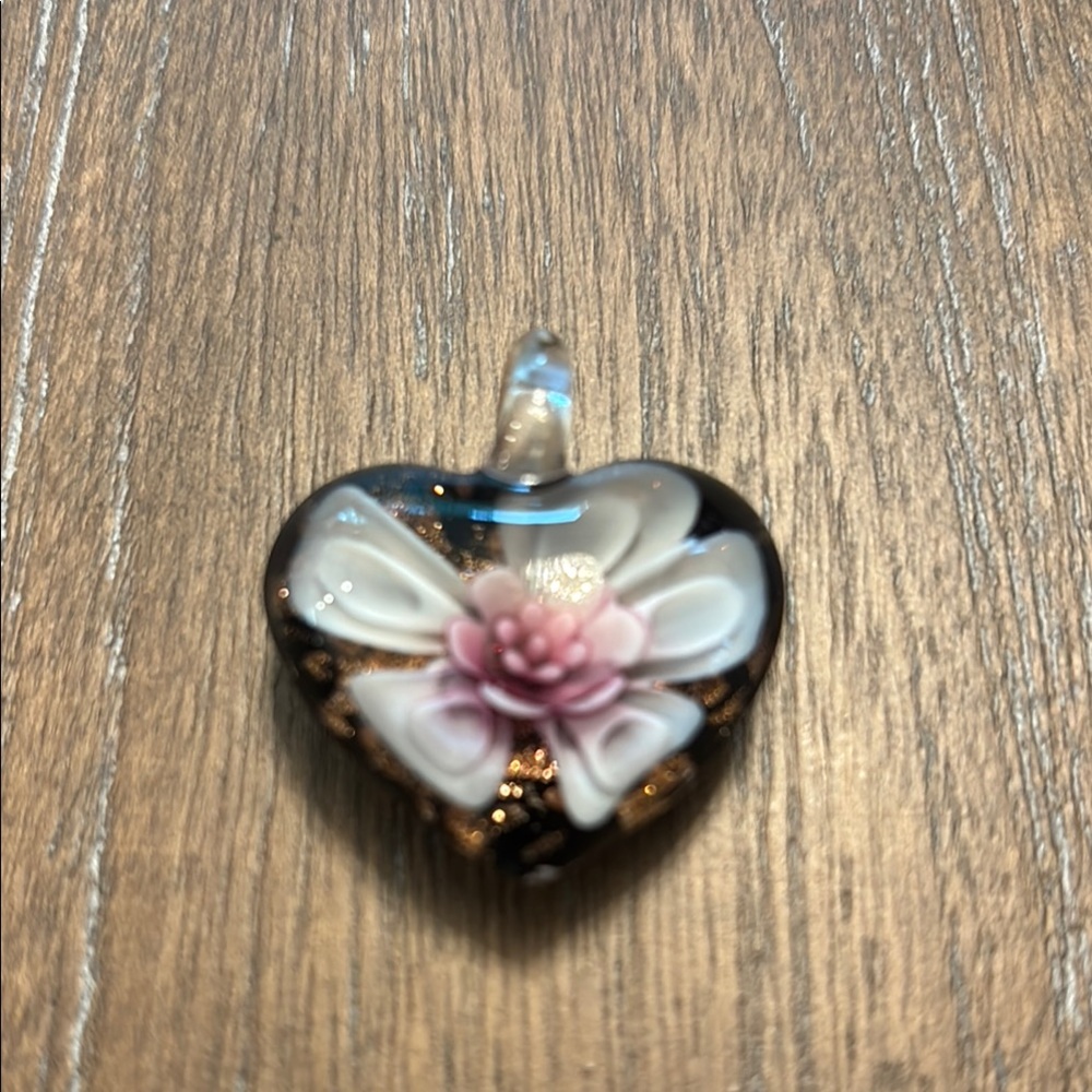 Elegant Heart Pendant with Pink Flower
